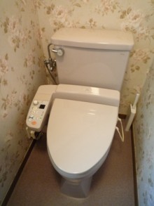 おうちの雰囲気に合ったエレガントなトイレに交換　２F　港区K様邸